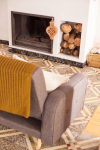 Reforma integral de vivienda tradicional - chimenea