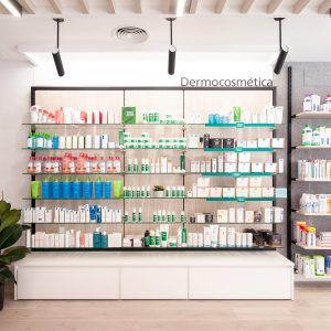 Diseño y reforma integral de Farmacia Savall en San Vicente Alicante por STUDIOLYKE