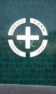 Diseño de Logo Farmacia
