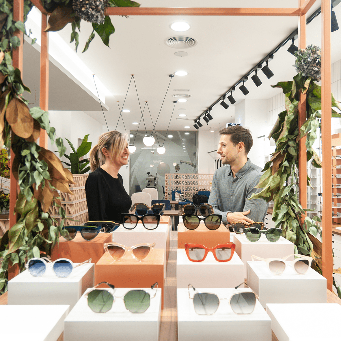 Diseño y reforma de Farmacias y Ópticas en Alicante - Visión y metodología de STUDIOLYKE